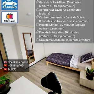 Séjour chez l'habitant K&n - Maison à Partager Avec D'autres Voyageurs - Privée - Jardin - Balcon, Vaulx-en-Velin